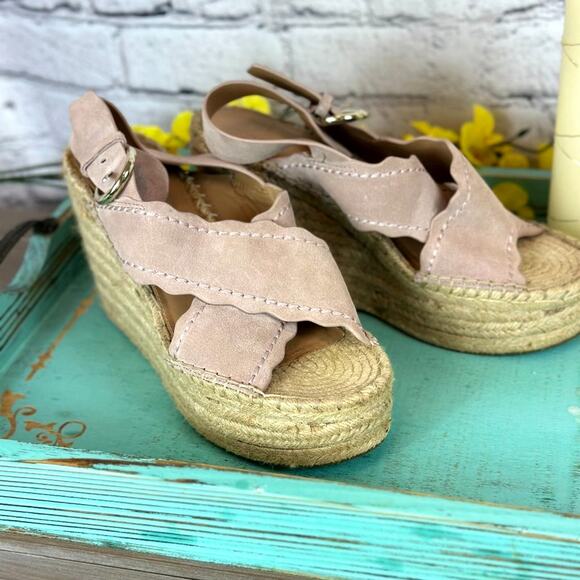 Marc Fisher LTD Aria Scalloped Slingback Sandal - Cipria Suede - size 9/10 - Picture 4 of 5